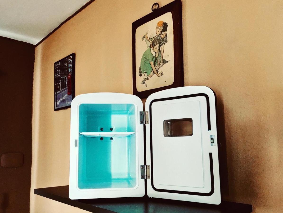 ホテル El Patio Azul コンスタンサ エクステリア 写真